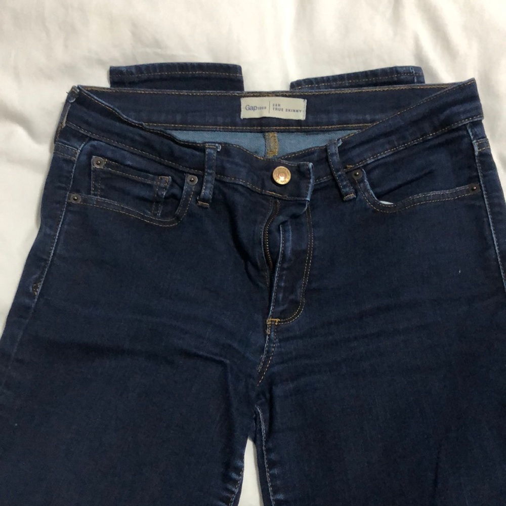 Gap True Skinny jeans